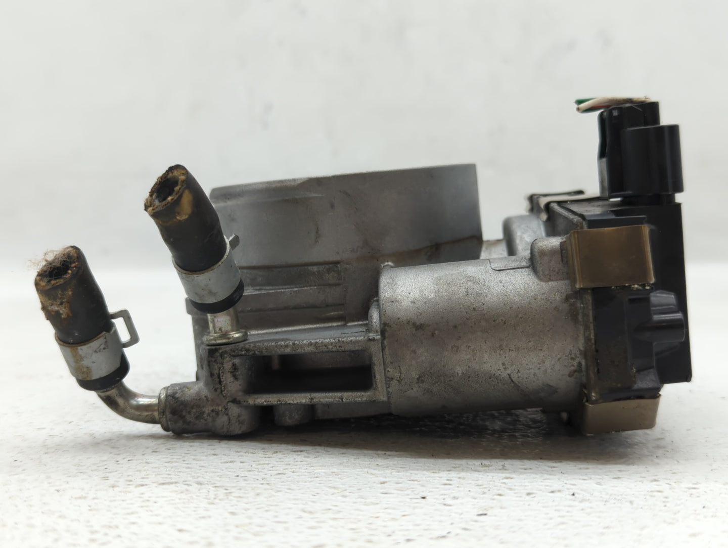 2016-2020 Nissan Maxima Throttle Body P/N:RME75-50 Fits Fits 2016 2017 2018 2019 2020 OEM Used Auto Parts - Oemusedautoparts