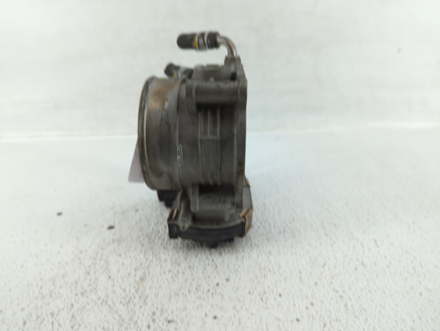 2016-2020 Nissan Maxima Throttle Body P/N:RME75-50 Fits Fits 2016 2017 2018 2019 2020 OEM Used Auto Parts - Oemusedautoparts