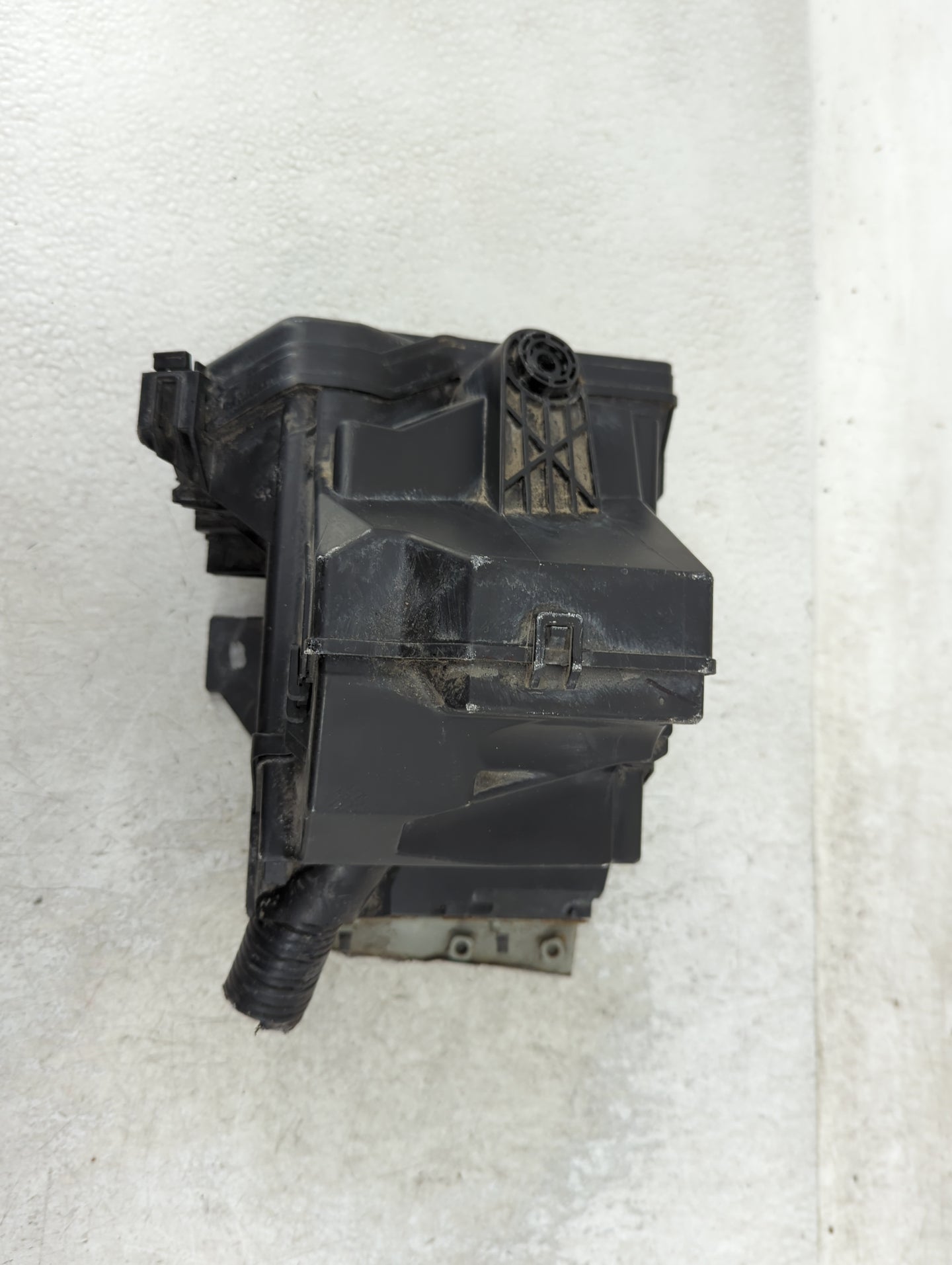 2015-2019 Nissan Micra Fusebox Fuse Box Panel Relay Module Fits Fits 2013 2014 2015 2016 2017 2018 2019 OEM Used Auto Parts 