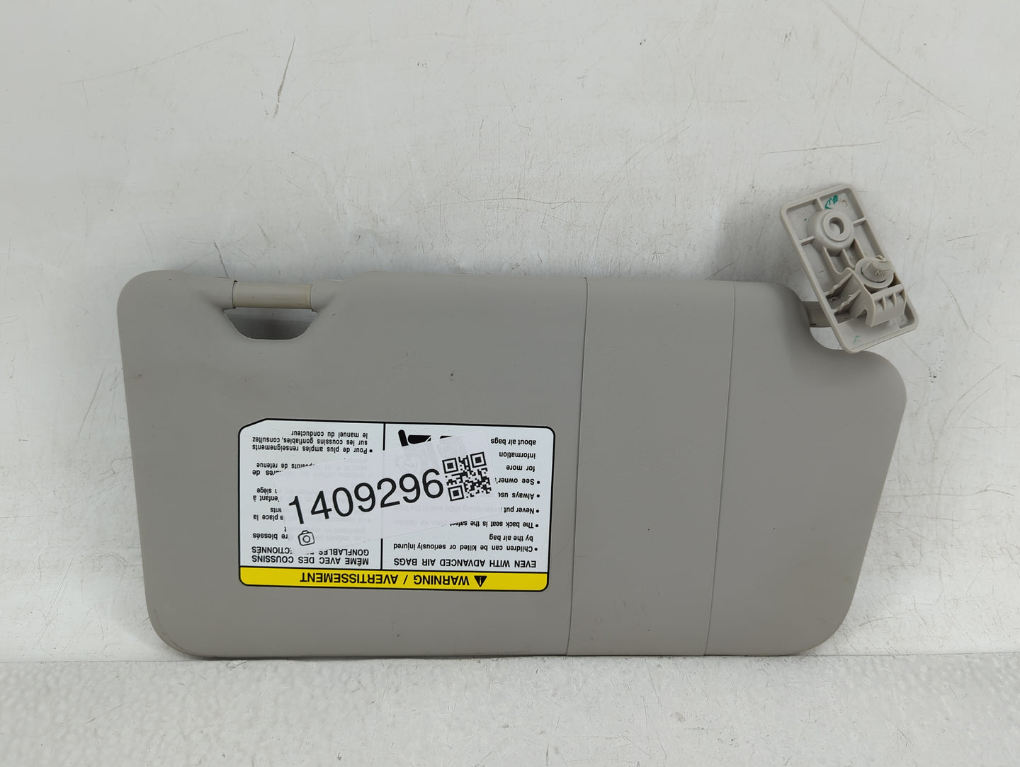 2015-2019 Nissan Micra Sun Visor Shade Replacement Driver Left Mirror Fits Fits 2012 2015 2016 2017 2018 2019 OEM Used Auto 