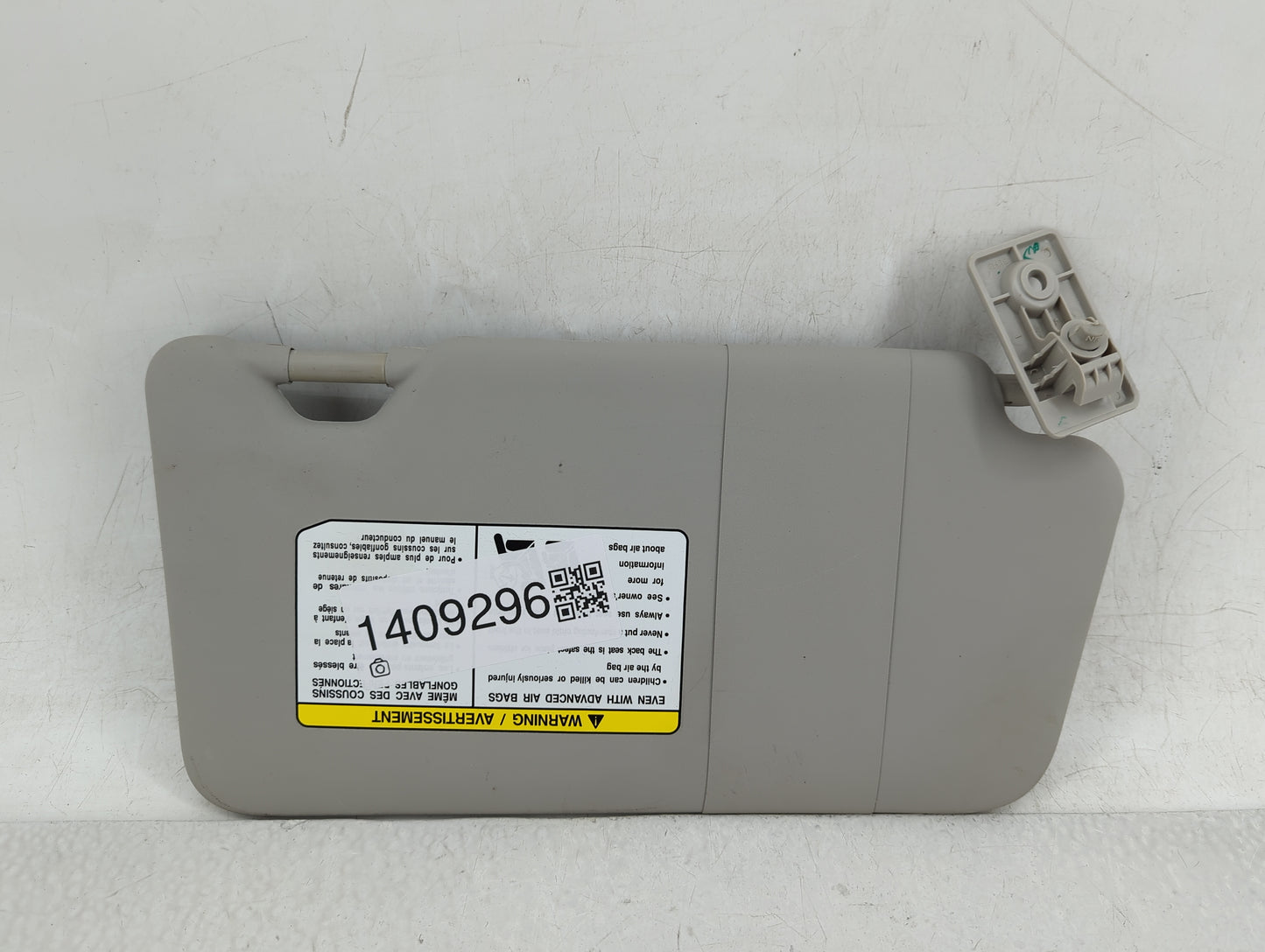 2015-2019 Nissan Micra Sun Visor Shade Replacement Driver Left Mirror Fits Fits 2012 2015 2016 2017 2018 2019 OEM Used Auto 