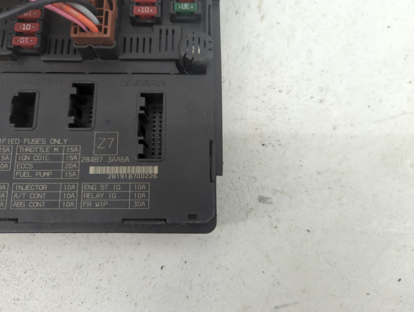 2015-2019 Nissan Micra Fusebox Fuse Box Panel Relay Module P/N:284B73AA6A Fits Fits 2013 2014 2015 2016 2017 2018 2019 OEM U