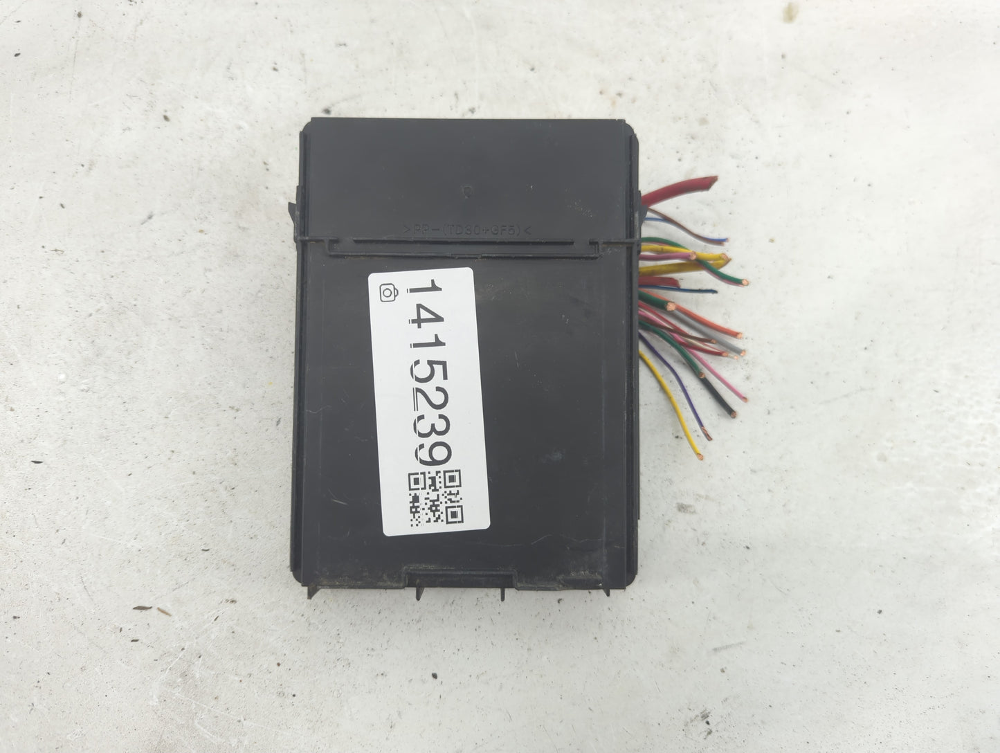 2015-2019 Nissan Micra Fusebox Fuse Box Panel Relay Module P/N:284B73AA6A Fits Fits 2013 2014 2015 2016 2017 2018 2019 OEM U