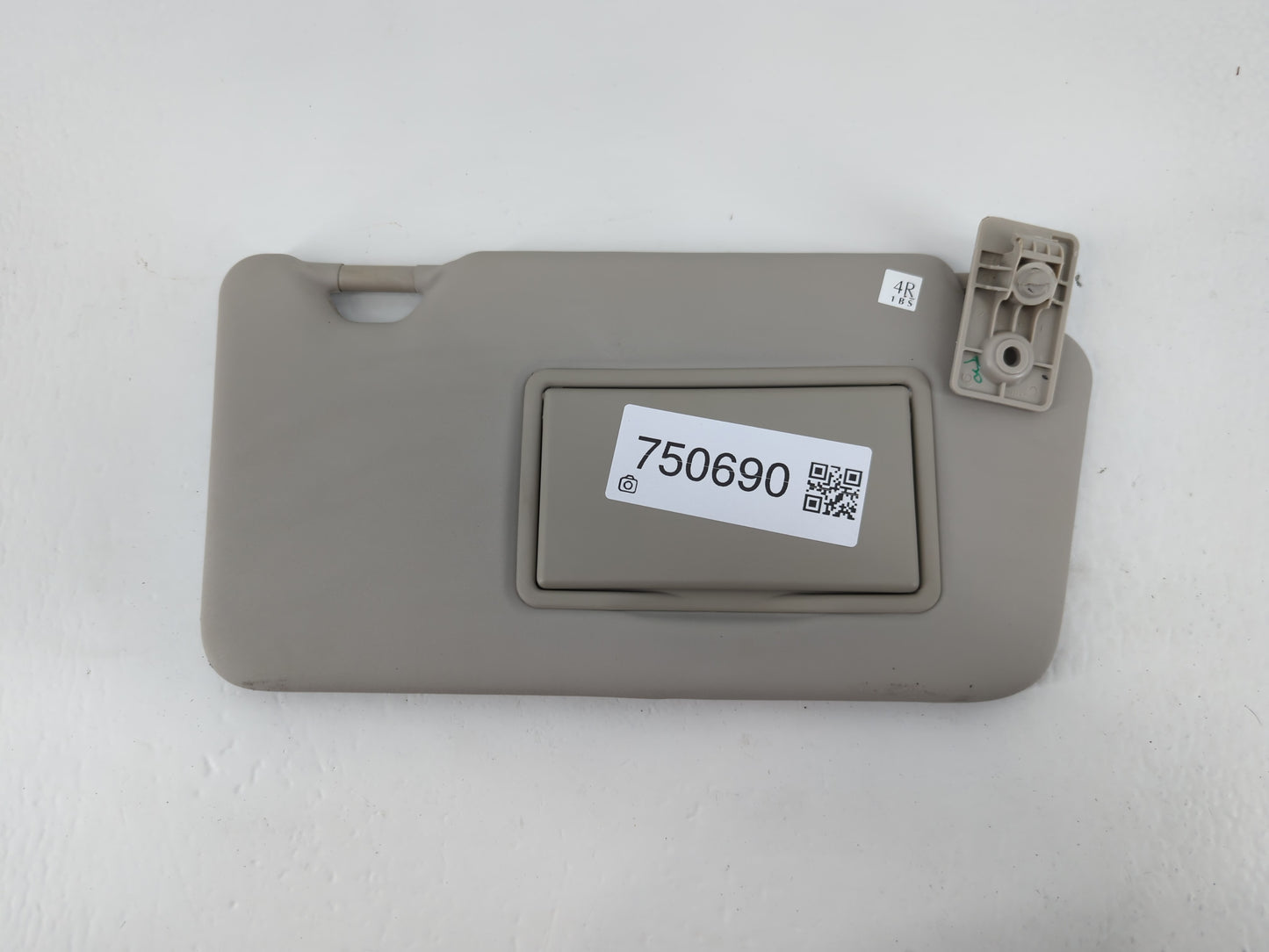 2015-2019 Nissan Micra Sun Visor Shade Replacement Passenger Right Mirror Fits Fits 2015 2016 2017 2018 2019 OEM Used Auto P