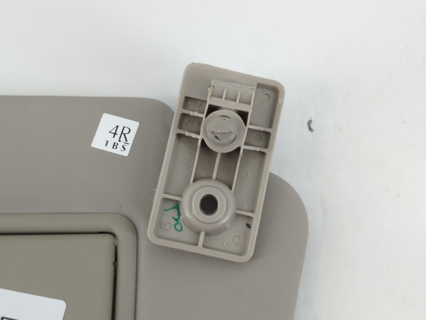 2015-2019 Nissan Micra Sun Visor Shade Replacement Passenger Right Mirror Fits Fits 2015 2016 2017 2018 2019 OEM Used Auto P
