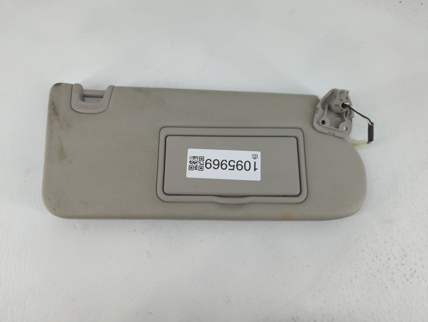 2019-2022 Nissan Murano Sun Visor Shade Replacement Passenger Right Mirror Fits Fits 2019 2020 2021 2022 OEM Used Auto Parts