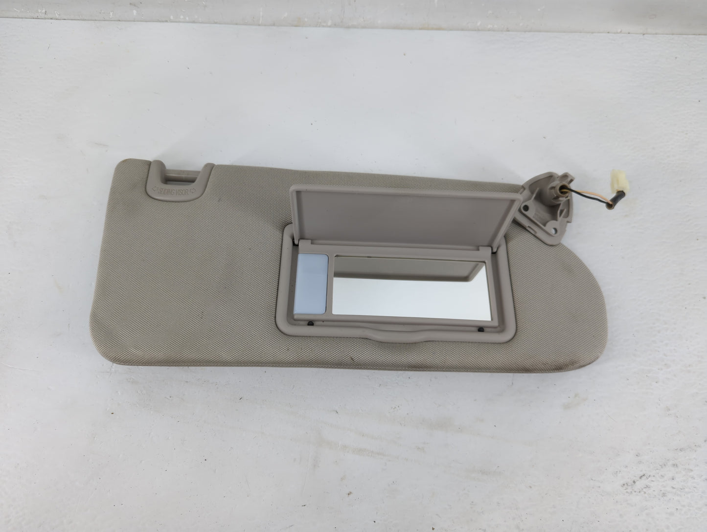 2019-2022 Nissan Murano Sun Visor Shade Replacement Passenger Right Mirror Fits Fits 2019 2020 2021 2022 OEM Used Auto Parts
