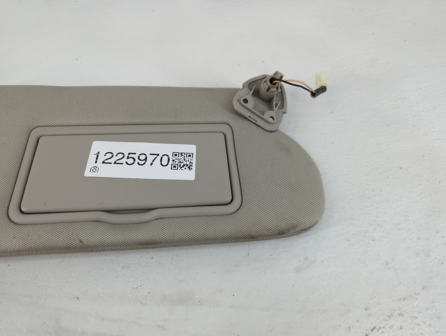 2019-2022 Nissan Murano Sun Visor Shade Replacement Passenger Right Mirror Fits Fits 2019 2020 2021 2022 OEM Used Auto Parts