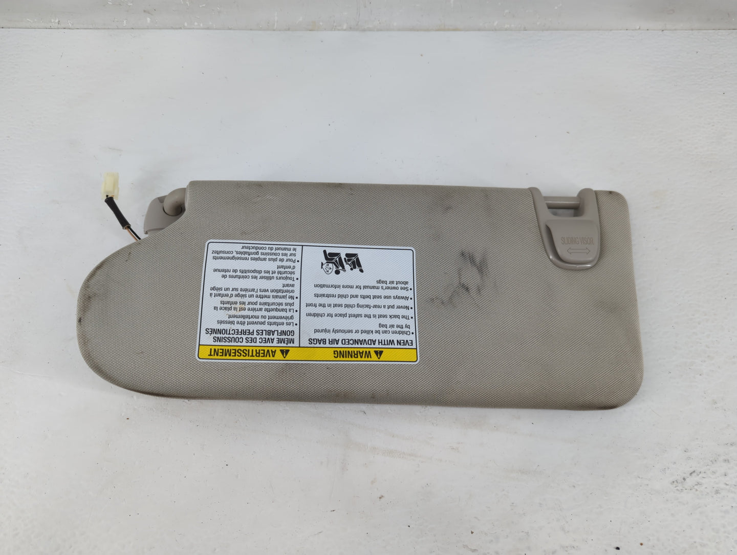 2019-2022 Nissan Murano Sun Visor Shade Replacement Passenger Right Mirror Fits Fits 2019 2020 2021 2022 OEM Used Auto Parts