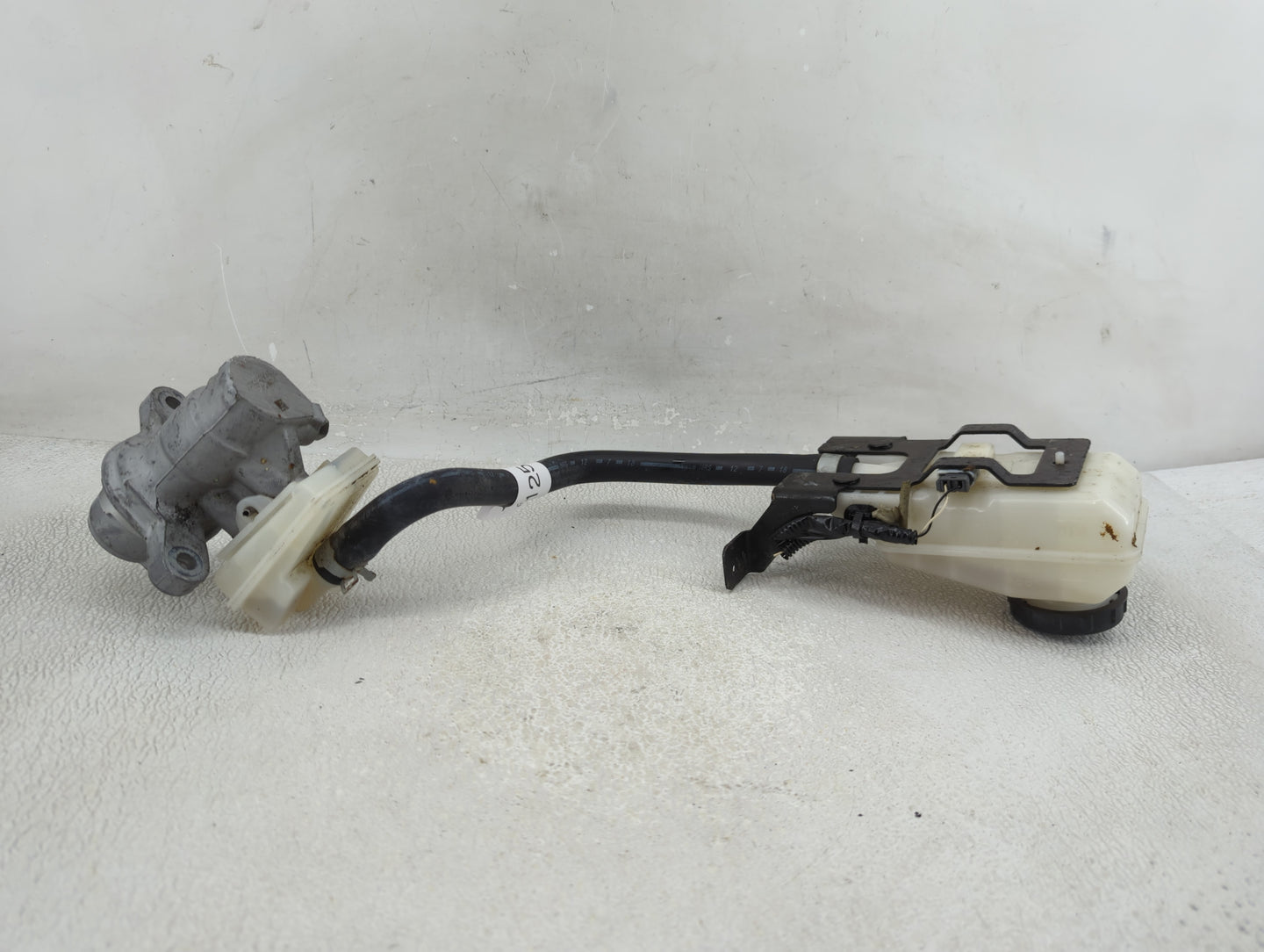 2015-2022 Nissan Murano Brake Master Cylinder 1312545 - Oemusedautoparts1.com