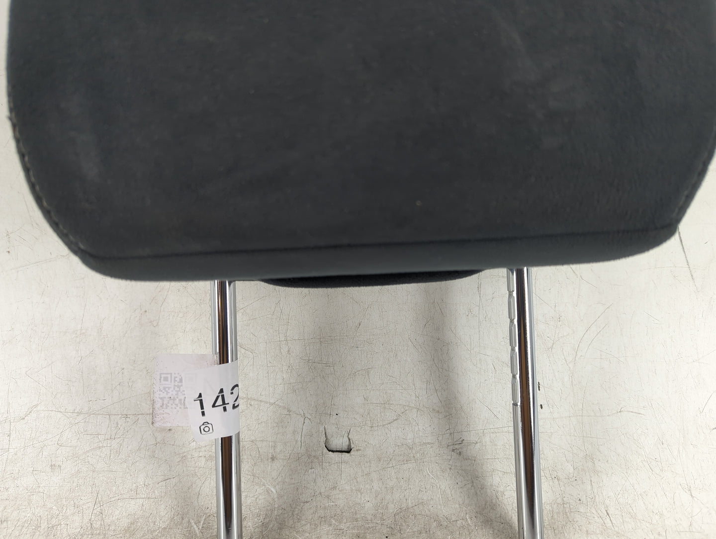 2019 Nissan Murano Headrest Head Rest Front Driver Passenger Seat Fits OEM Used Auto Parts - Oemusedautoparts1.com