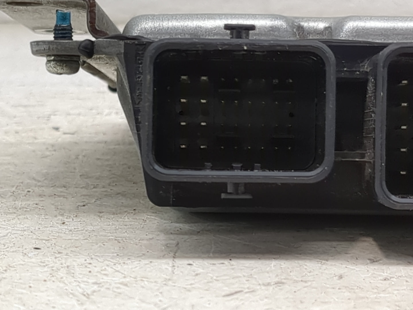 2019 Nissan Murano PCM Engine Control Computer ECU ECM PCU OEM P/N:NEC032-675 Fits Fits 2018 2020 OEM Used Auto Parts - Oemu