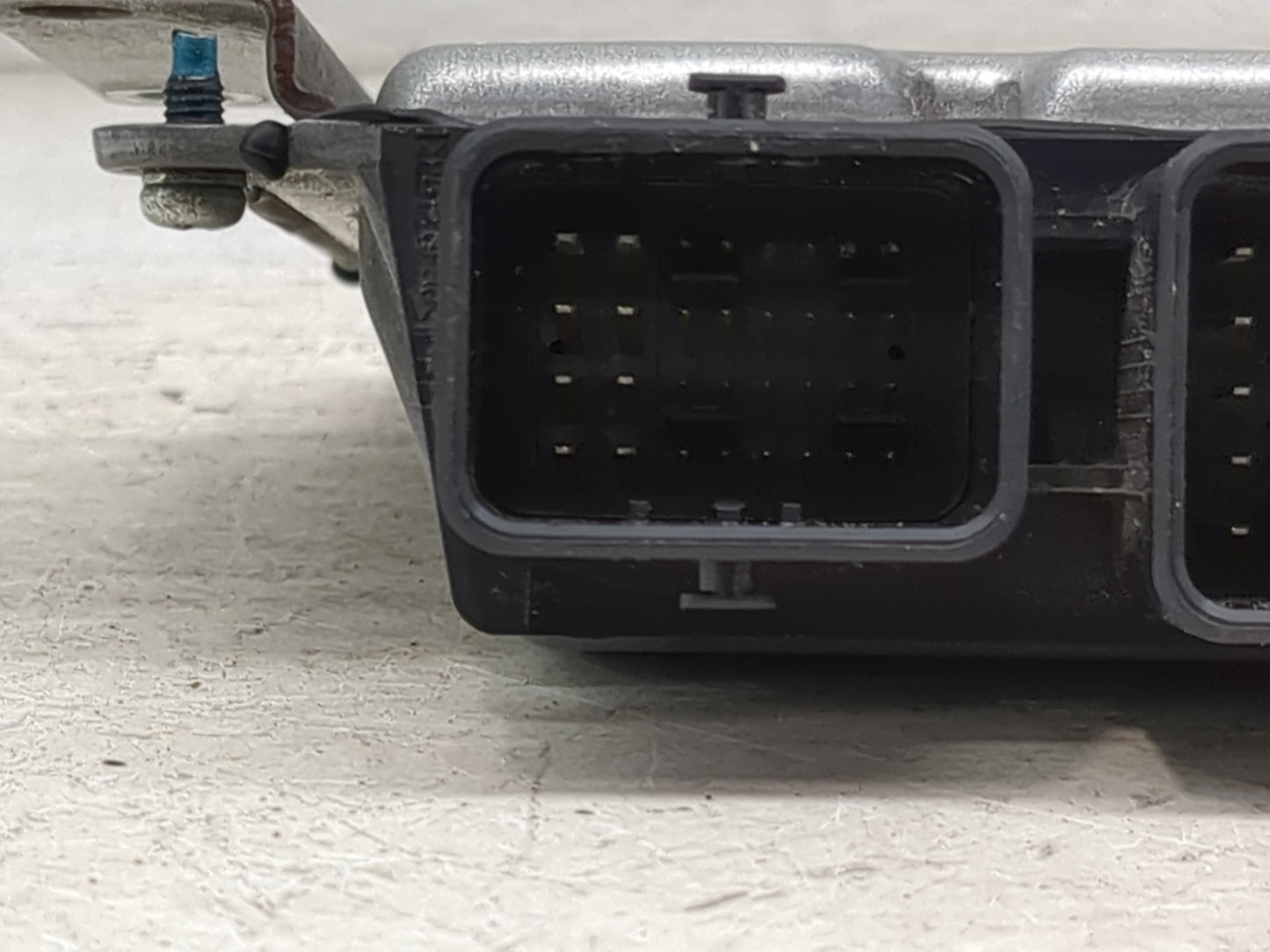 2019 Nissan Murano PCM Engine Control Computer ECU ECM PCU OEM P/N:NEC032-675 Fits Fits 2018 2020 OEM Used Auto Parts - Oemu