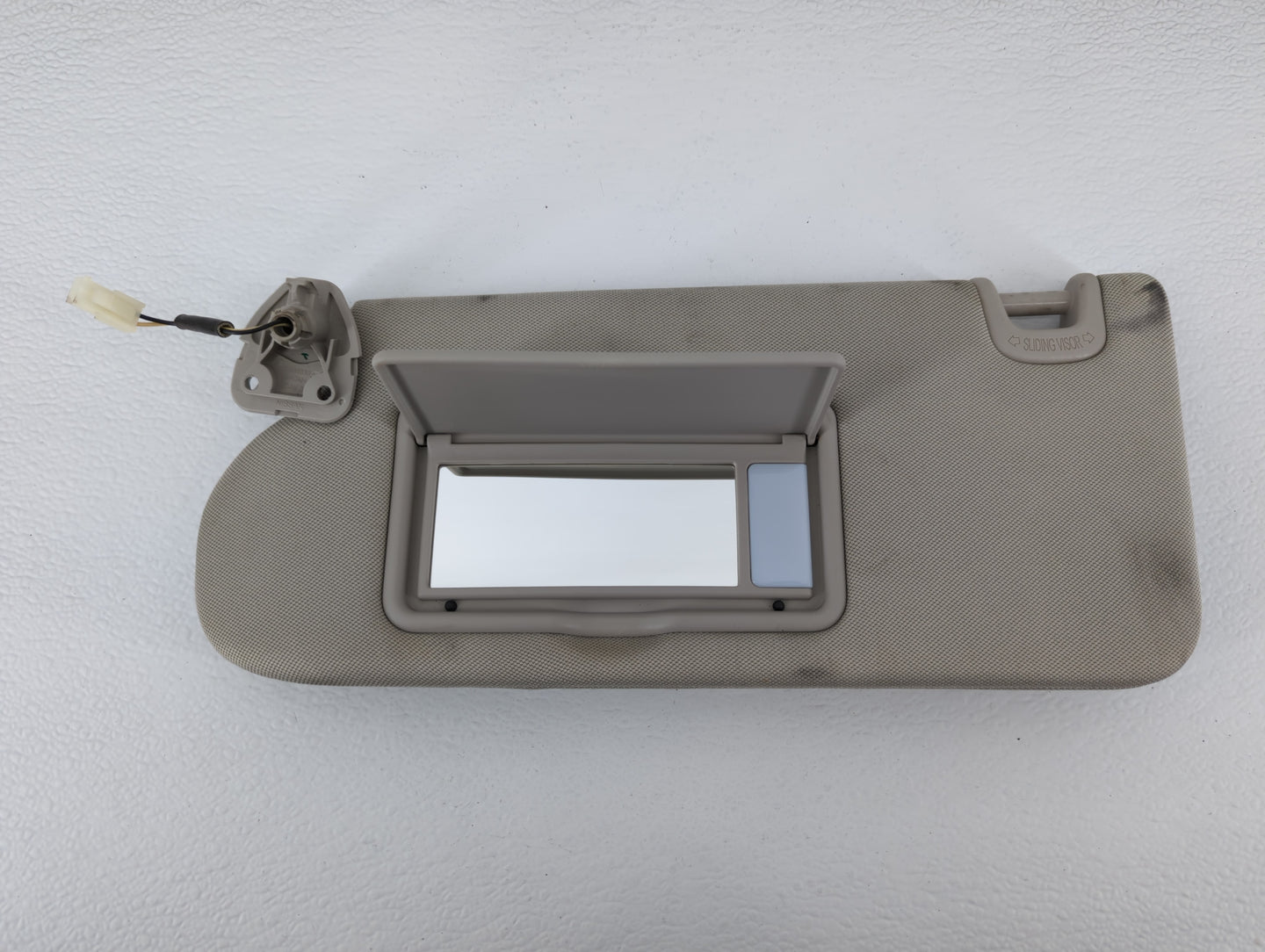 2019-2022 Nissan Murano Sun Visor Shade Replacement Passenger Right Mirror Fits Fits 2019 2020 2021 2022 OEM Used Auto Parts