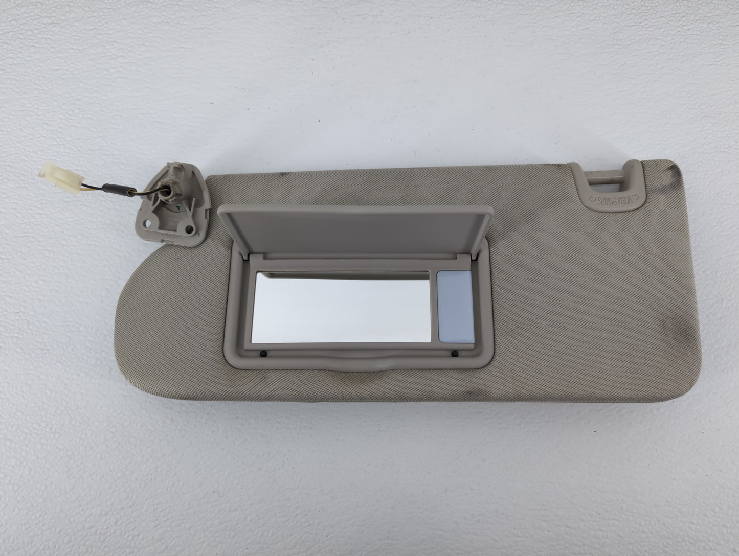 2019-2022 Nissan Murano Sun Visor Shade Replacement Passenger Right Mirror Fits Fits 2019 2020 2021 2022 OEM Used Auto Parts