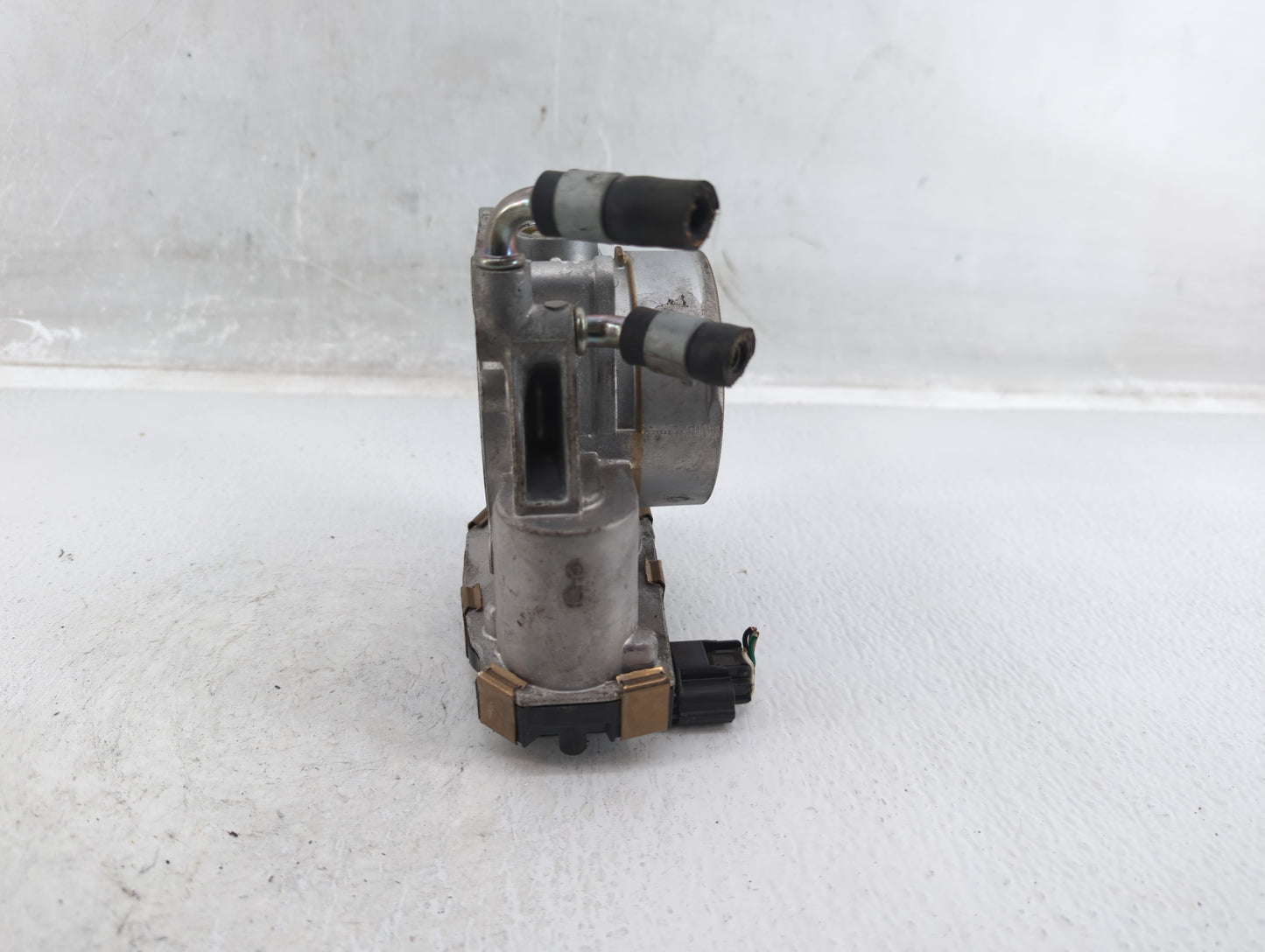 2015-2022 Nissan Murano Throttle Body P/N:RME70-50 Fits Fits 2015 2016 2017 2018 2019 2020 2021 2022 OEM Used Auto Parts - O
