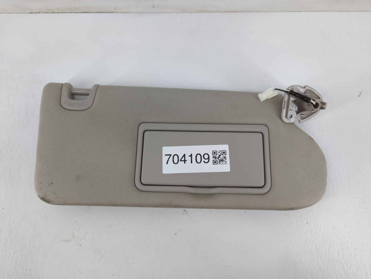 2019-2022 Nissan Murano Sun Visor Shade Replacement Passenger Right Mirror Fits Fits 2019 2020 2021 2022 OEM Used Auto Parts