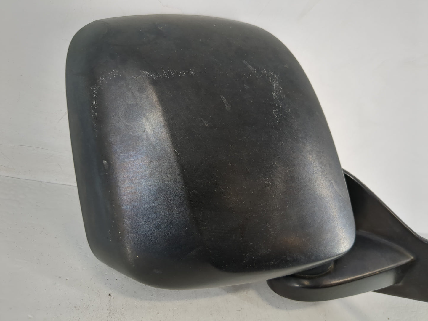 2014-2020 Nissan Nv200 Passenger Side View Mirror - Right Door Mirror OEM Used - Oemusedautoparts1.com