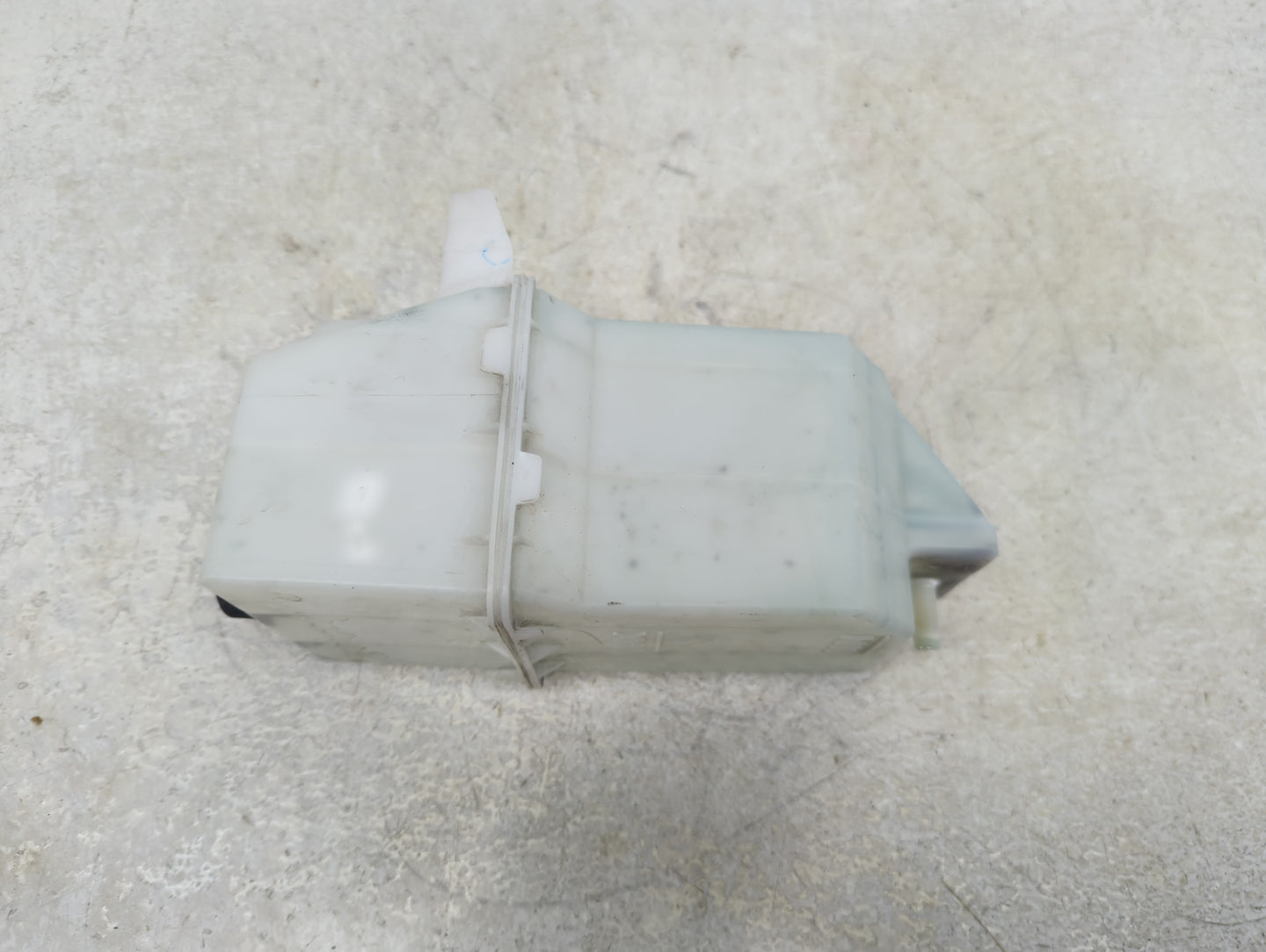 2014-2020 Nissan Nv200 Radiator Coolant Overflow Expansion Tank Bottle - Oemusedautoparts1.com