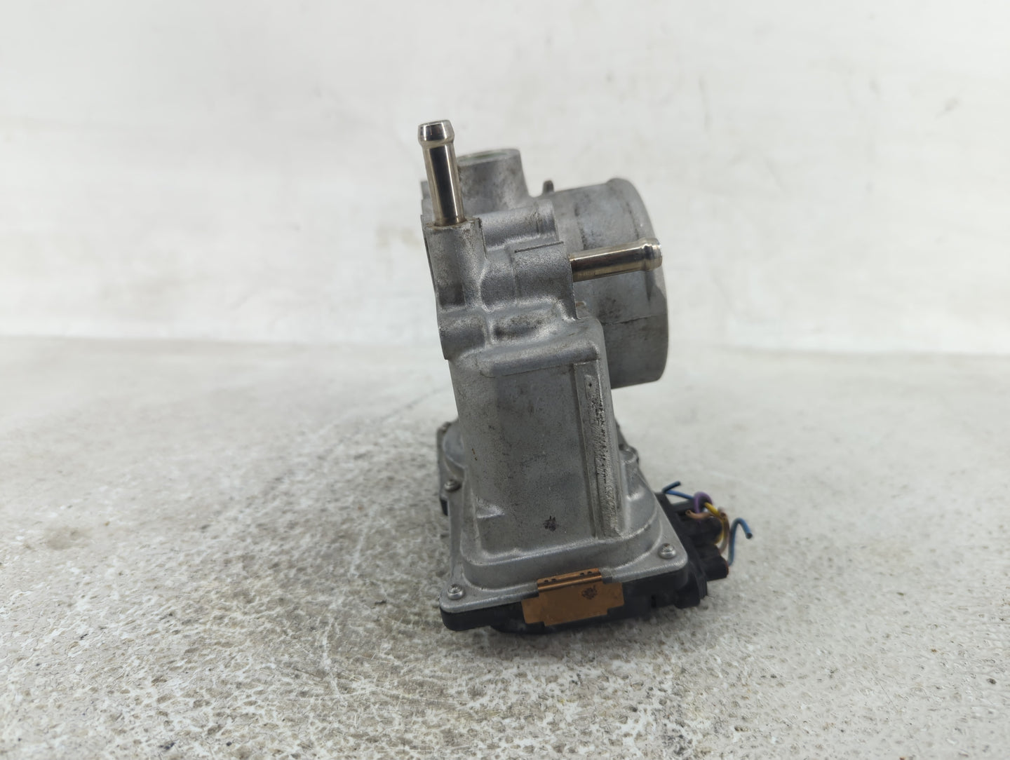 2014-2020 Nissan Nv200 Throttle Body P/N:ET-A60-02 Fits Fits 2007 2008 2009 2010 2011 2012 2013 2014 2015 2016 2017 2018 201