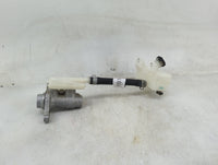2014-2020 Nissan Nv200 Brake Master Cylinder 1489168 - Oemusedautoparts1.com