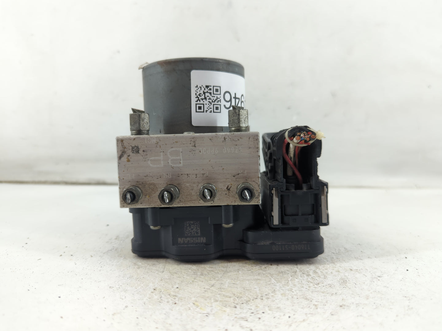 2018-2020 Nissan Pathfinder ABS Pump Control Module Replacement P/N:116040-51100 Fits Fits 2018 2019 2020 OEM Used Auto Part