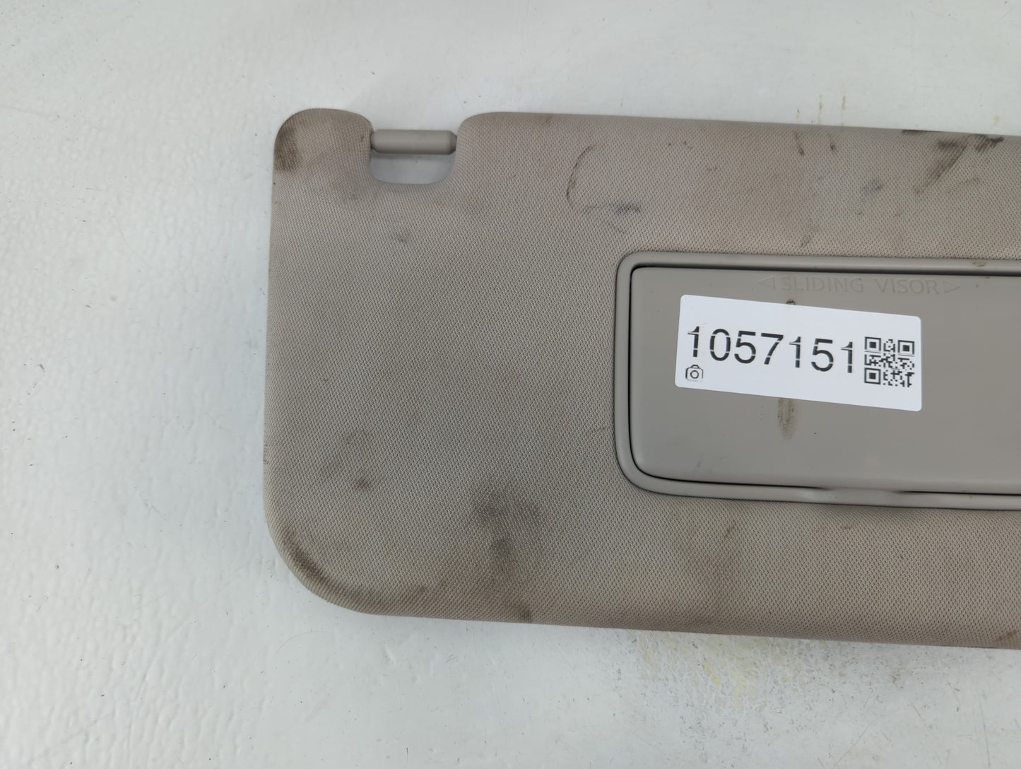 2019-2020 Nissan Pathfinder Sun Visor Shade Replacement Passenger Right Mirror Fits Fits 2019 2020 OEM Used Auto Parts - Oem