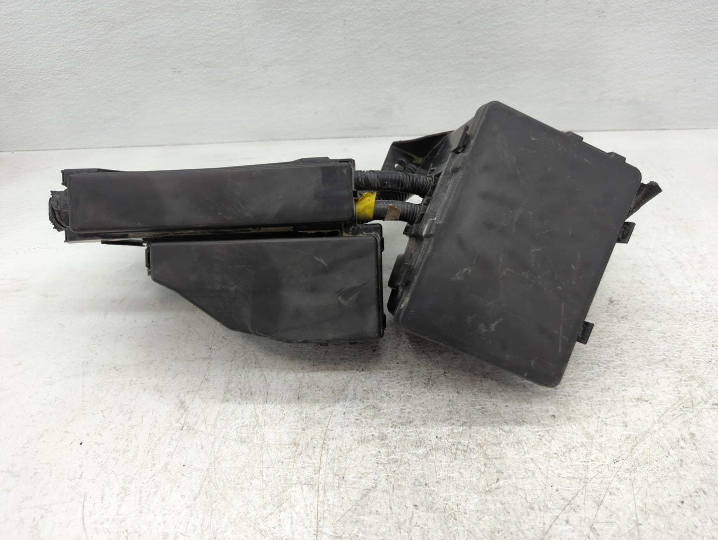 2015-2022 Nissan Pathfinder Fusebox Fuse Box Panel Relay Module Fits Fits 2015 2016 2017 2018 2019 2020 2022 OEM Used Auto P