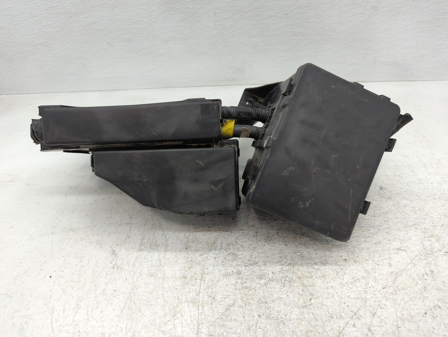 2015-2022 Nissan Pathfinder Fusebox Fuse Box Panel Relay Module Fits Fits 2015 2016 2017 2018 2019 2020 2022 OEM Used Auto P