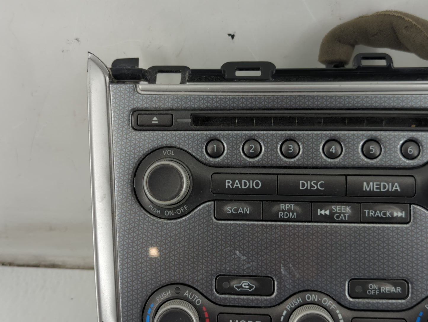 2017-2020 Nissan Pathfinder Radio AM FM Cd Player Receiver Replacement P/N:9PR8A 210273 Fits Fits 2017 2018 2019 2020 OEM Us