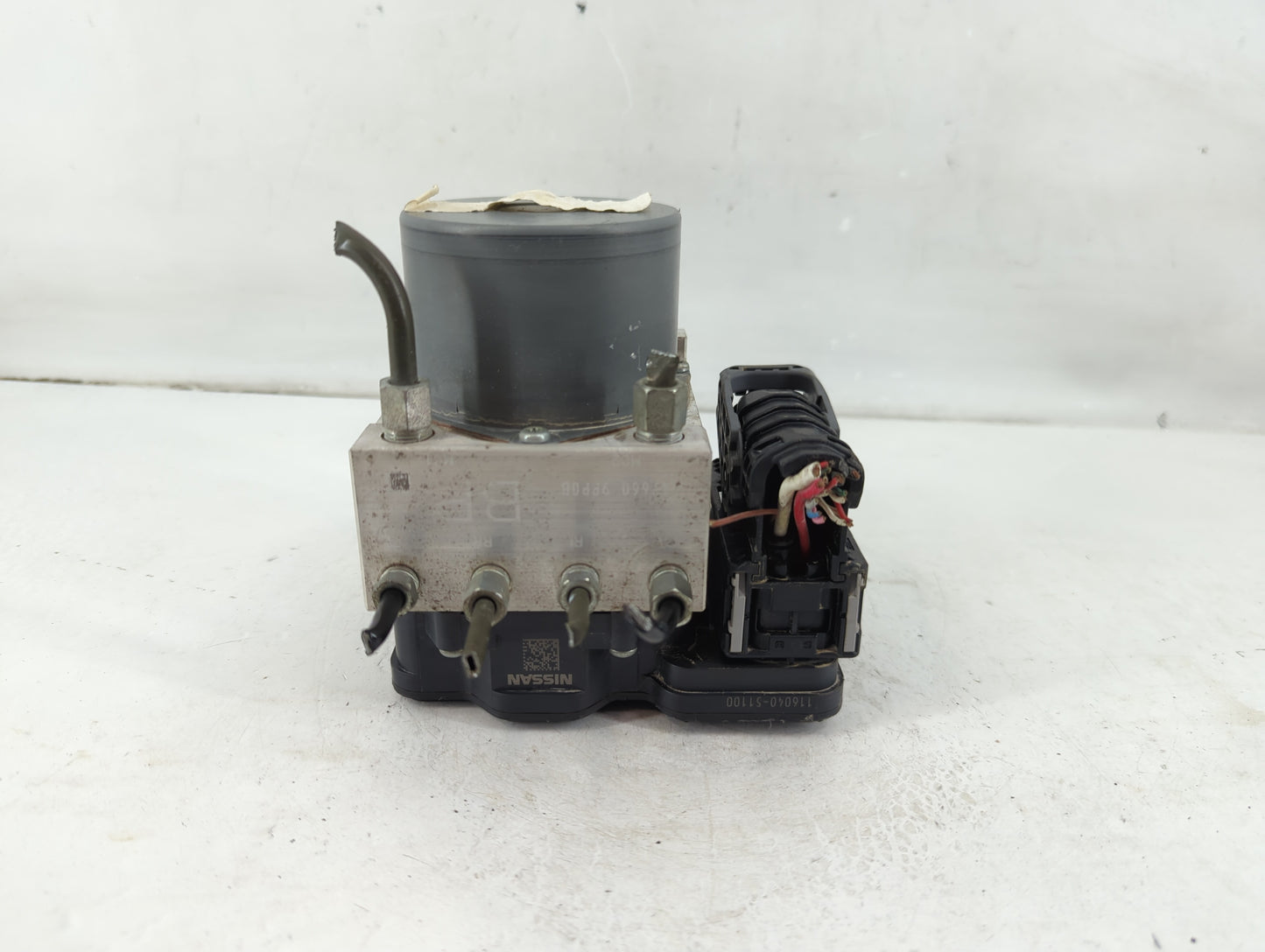 2018-2020 Nissan Pathfinder ABS Pump Control Module Replacement P/N:116040-51100 Fits Fits 2018 2019 2020 OEM Used Auto Part