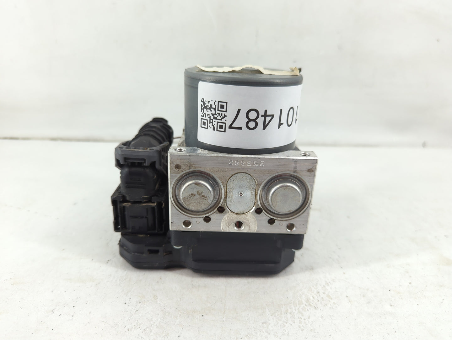 2018-2020 Nissan Pathfinder ABS Pump Control Module Replacement P/N:116040-51100 Fits Fits 2018 2019 2020 OEM Used Auto Part