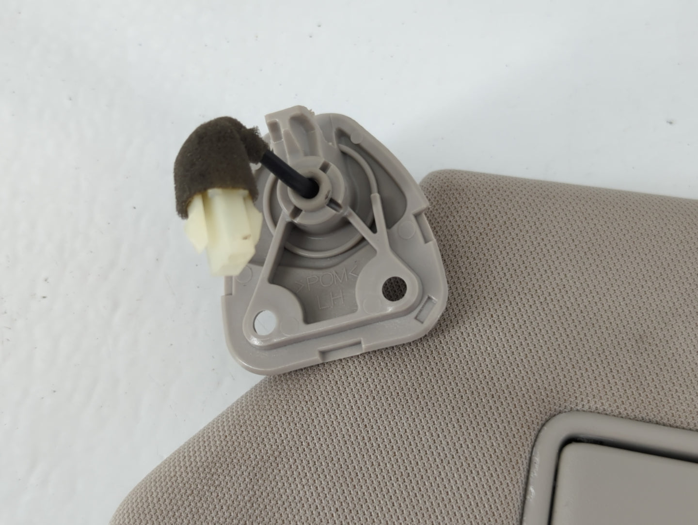2019-2020 Nissan Pathfinder Sun Visor Shade Replacement Driver Left Mirror Fits Fits 2019 2020 OEM Used Auto Parts - Oemused