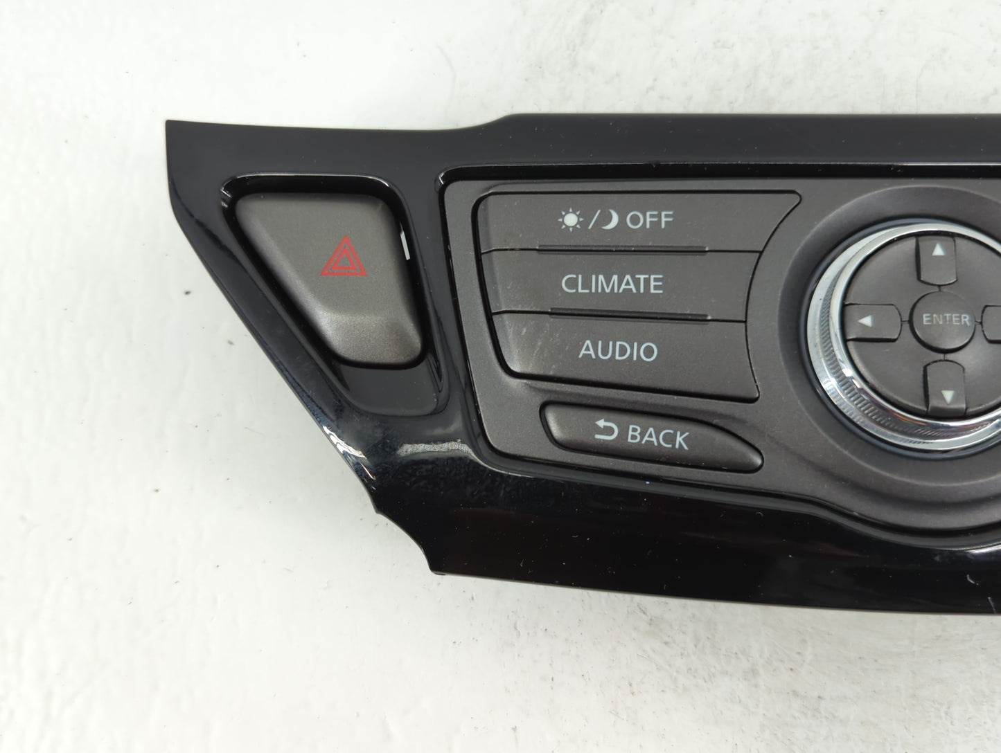 2018-2020 Nissan Pathfinder Radio AM FM Cd Player Receiver Replacement P/N:9PJ0A 210260 Fits Fits 2018 2019 2020 OEM Used Au