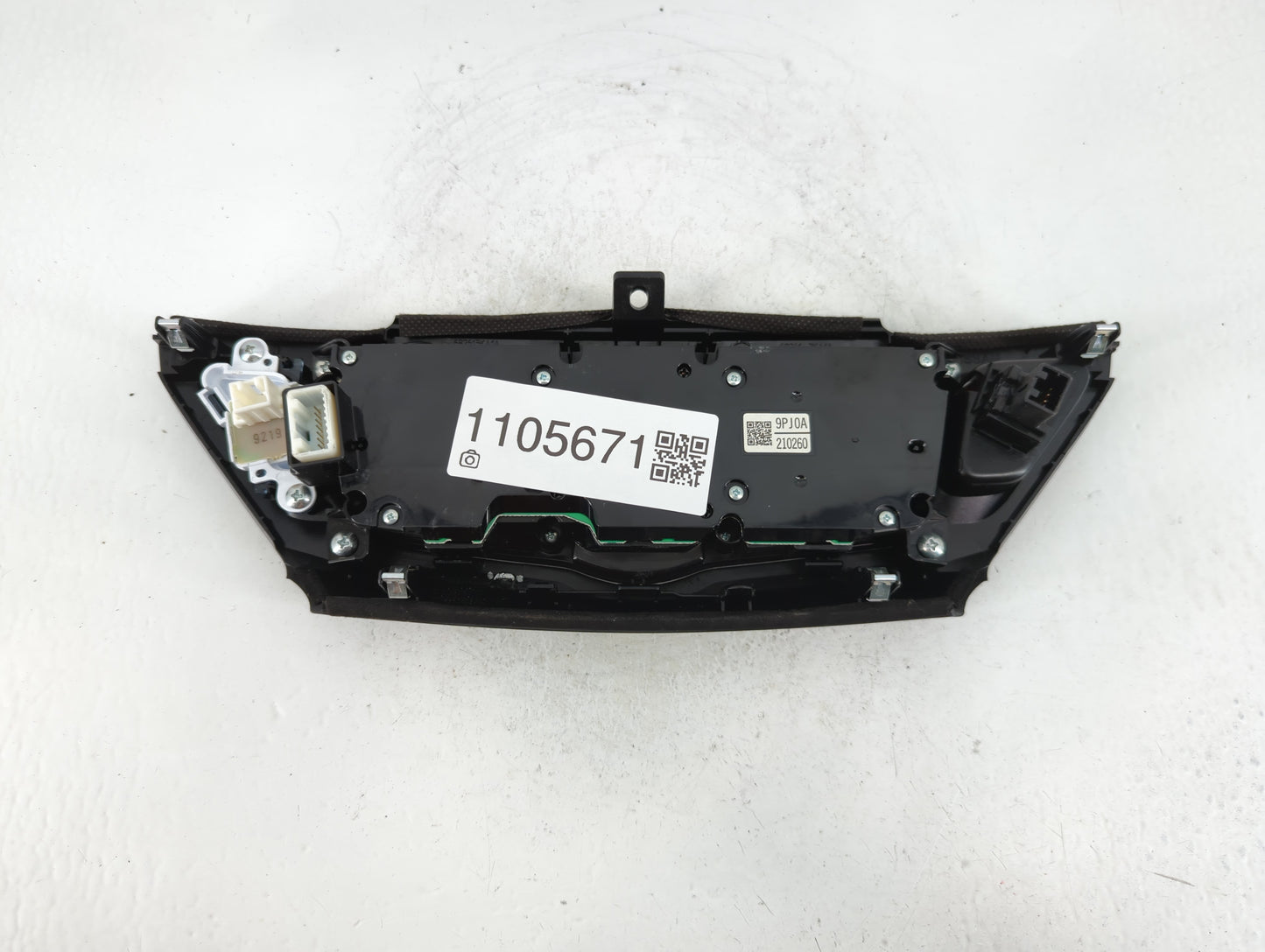 2018-2020 Nissan Pathfinder Radio AM FM Cd Player Receiver Replacement P/N:9PJ0A 210260 Fits Fits 2018 2019 2020 OEM Used Au