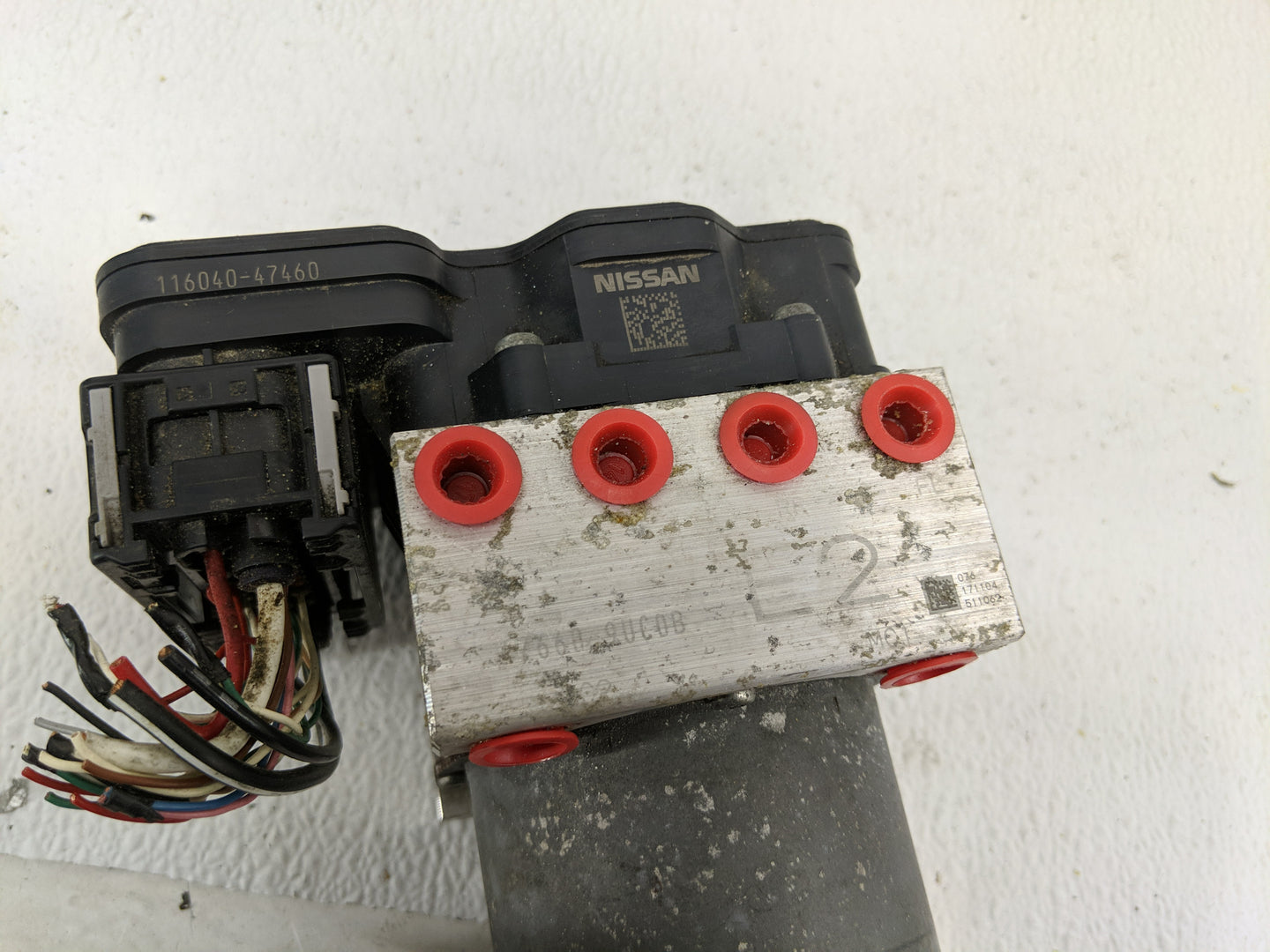 2018-2020 Nissan Pathfinder ABS Pump Control Module Replacement P/N:116040-47460 Fits Fits 2018 2019 2020 OEM Used Auto Part