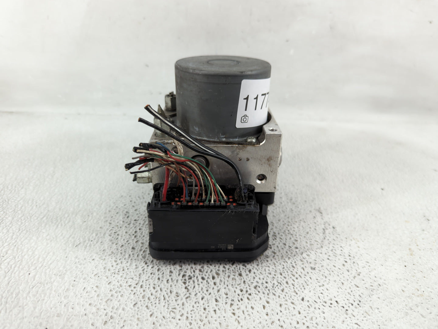 2018-2020 Nissan Pathfinder ABS Pump Control Module Replacement P/N:116040-47460 Fits Fits 2018 2019 2020 OEM Used Auto Part
