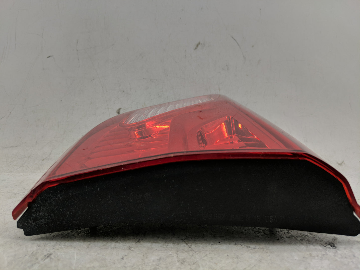2017-2020 Nissan Pathfinder Tail Light Assembly Passenger Right OEM Fits Fits 2017 2018 2019 2020 OEM Used Auto Parts - Oemu