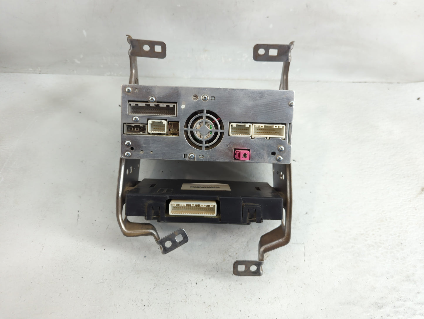 2017-2020 Nissan Pathfinder Radio AM FM Cd Player Receiver Replacement P/N:28330 9PB0A Fits Fits 2017 2018 2019 2020 OEM Use