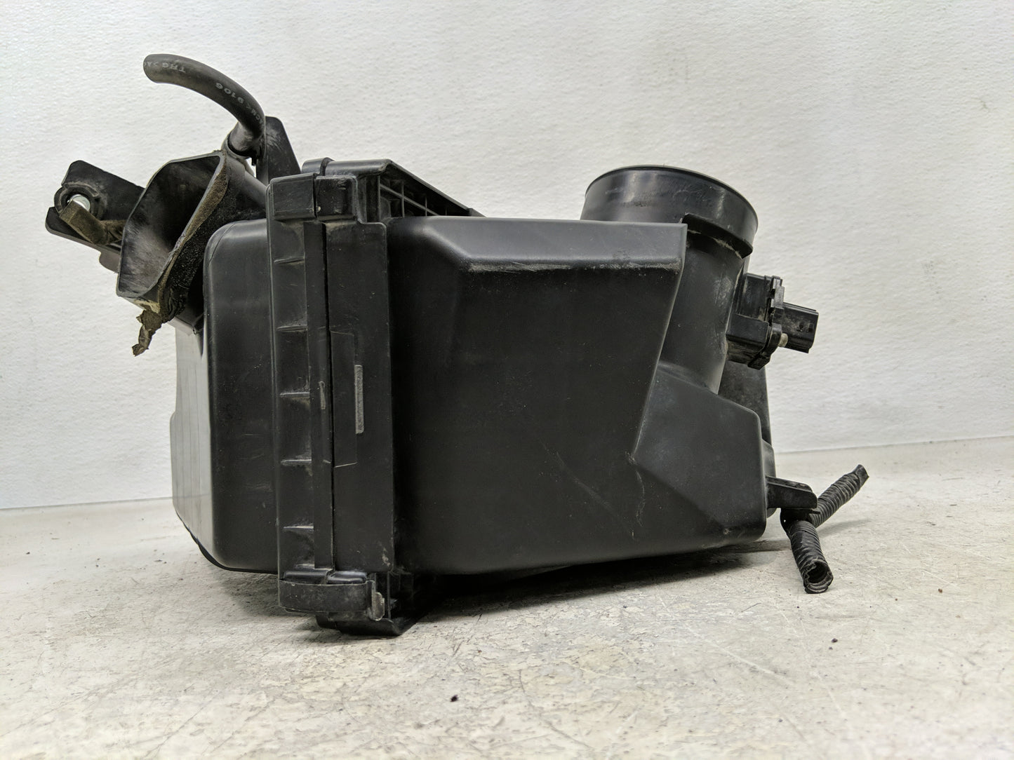 2019 Nissan Pathfinder Air Cleaner Intake-duct Hose Tube - Oemusedautoparts1.com