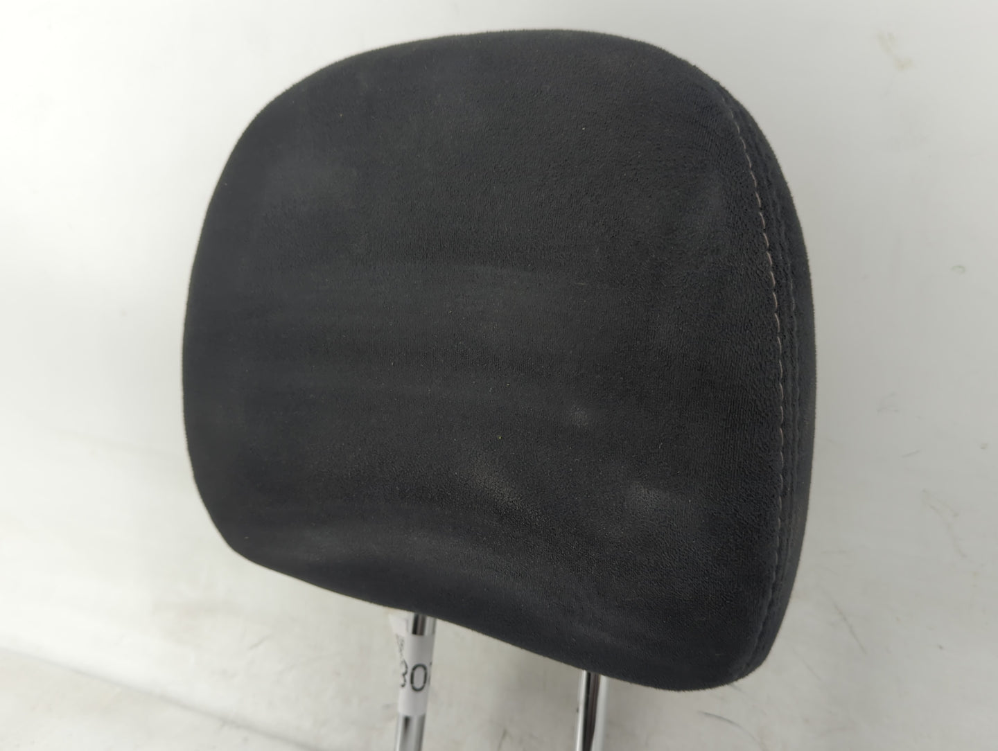 2017-2020 Nissan Pathfinder Headrest Head Rest Rear Seat Fits Fits 2017 2018 2019 2020 OEM Used Auto Parts - Oemusedautopart