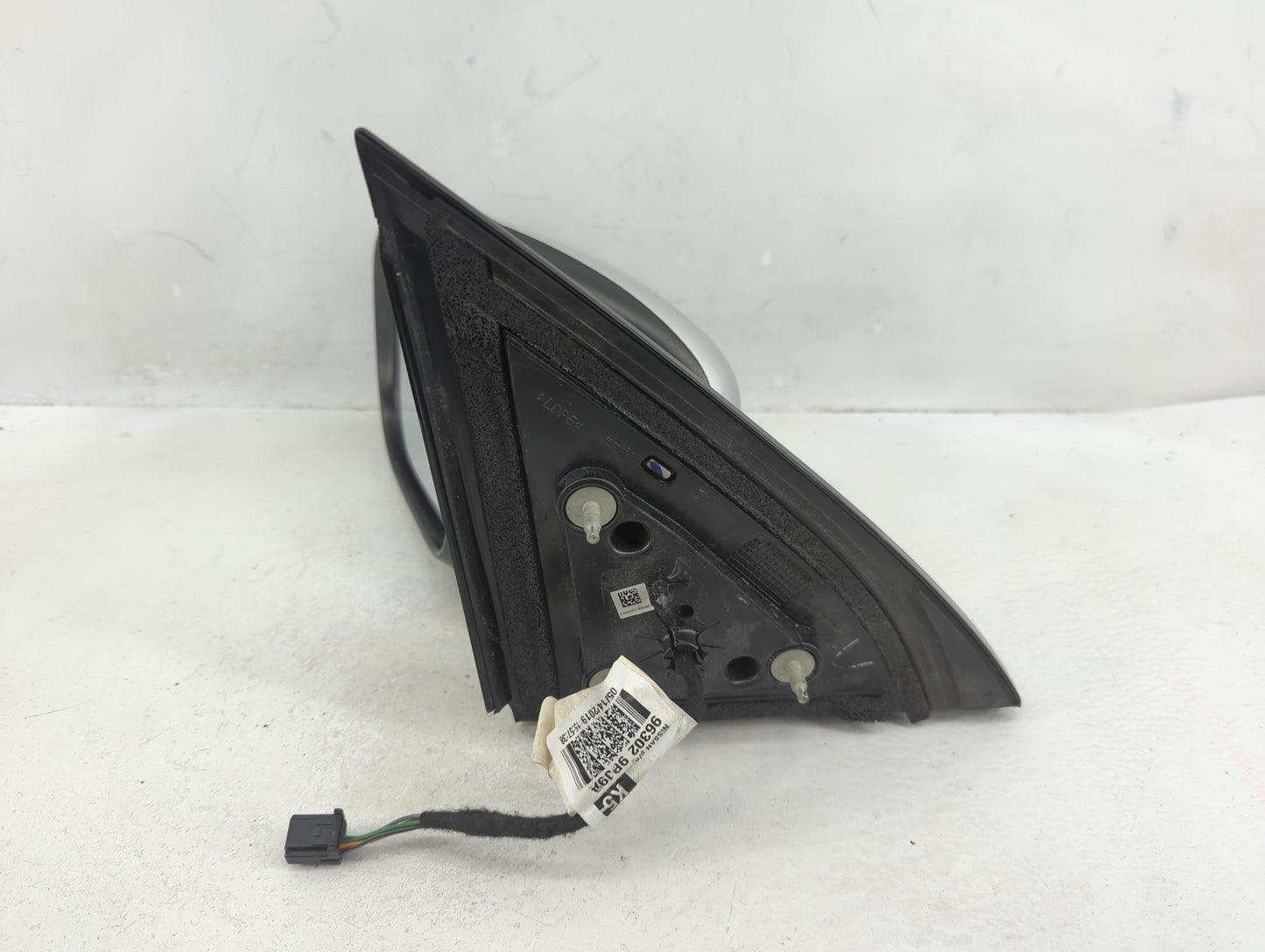 2018-2020 Nissan Pathfinder Driver Side View Mirror - Left Door Mirror OEM Used - Oemusedautoparts1.com