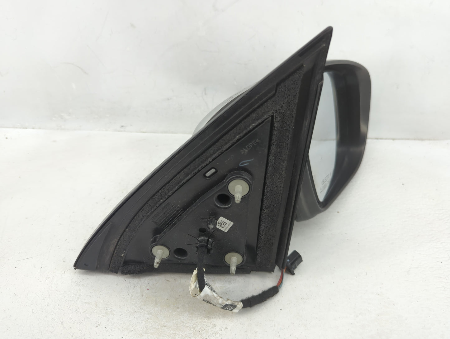2018-2020 Nissan Pathfinder Passenger Side View Mirror - Right Door Mirror OEM Used - Oemusedautoparts1.com