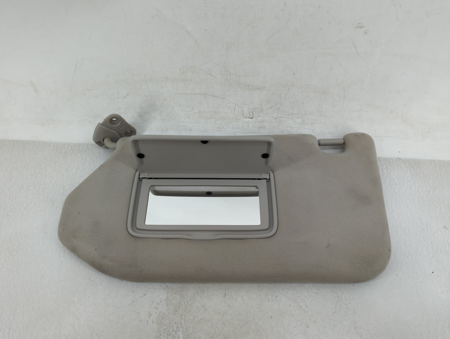 2019-2020 Nissan Pathfinder Sun Visor Shade Replacement Driver Left Mirror Fits Fits 2019 2020 OEM Used Auto Parts - Oemused