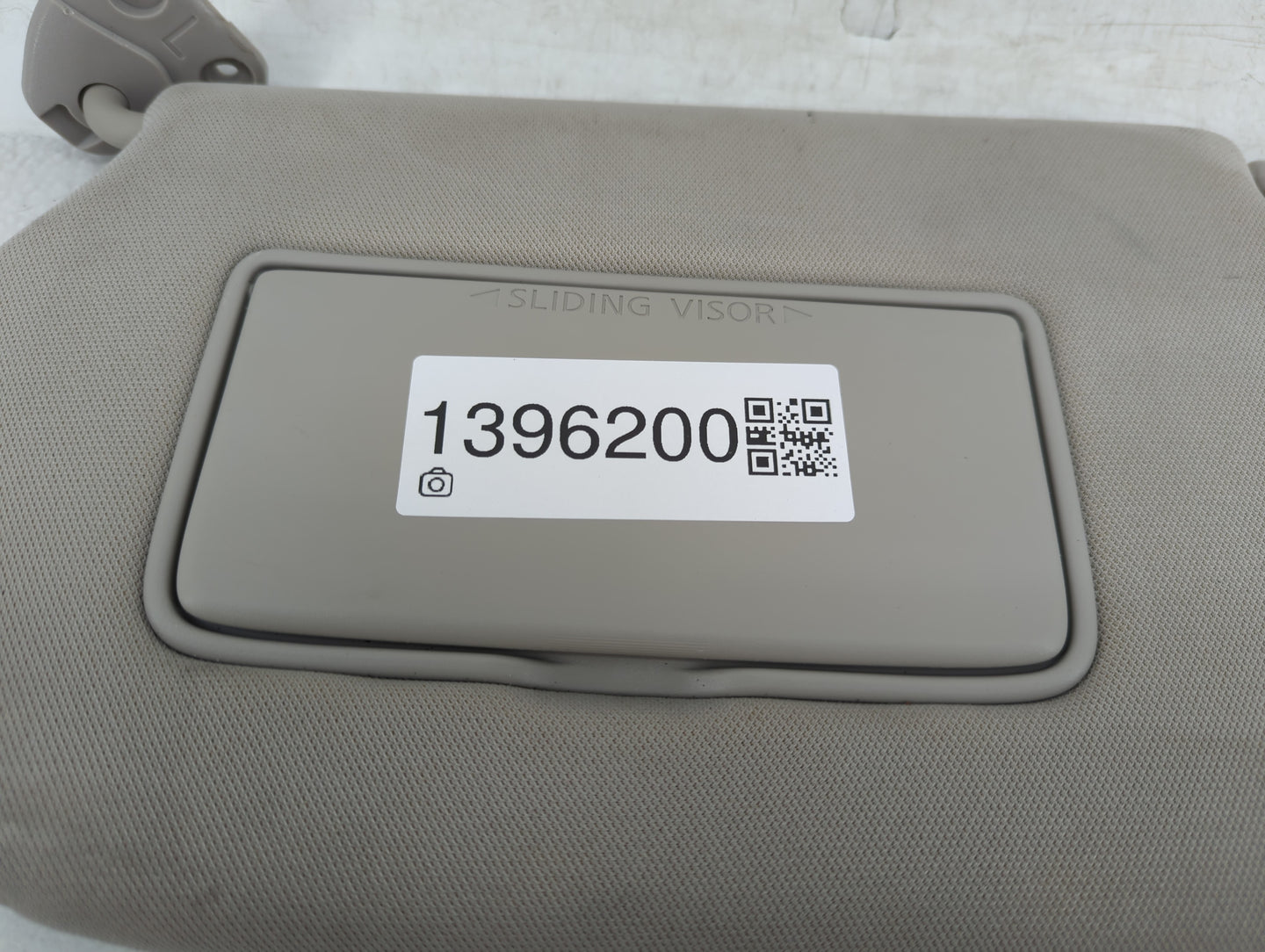 2019-2020 Nissan Pathfinder Sun Visor Shade Replacement Driver Left Mirror Fits Fits 2019 2020 OEM Used Auto Parts - Oemused