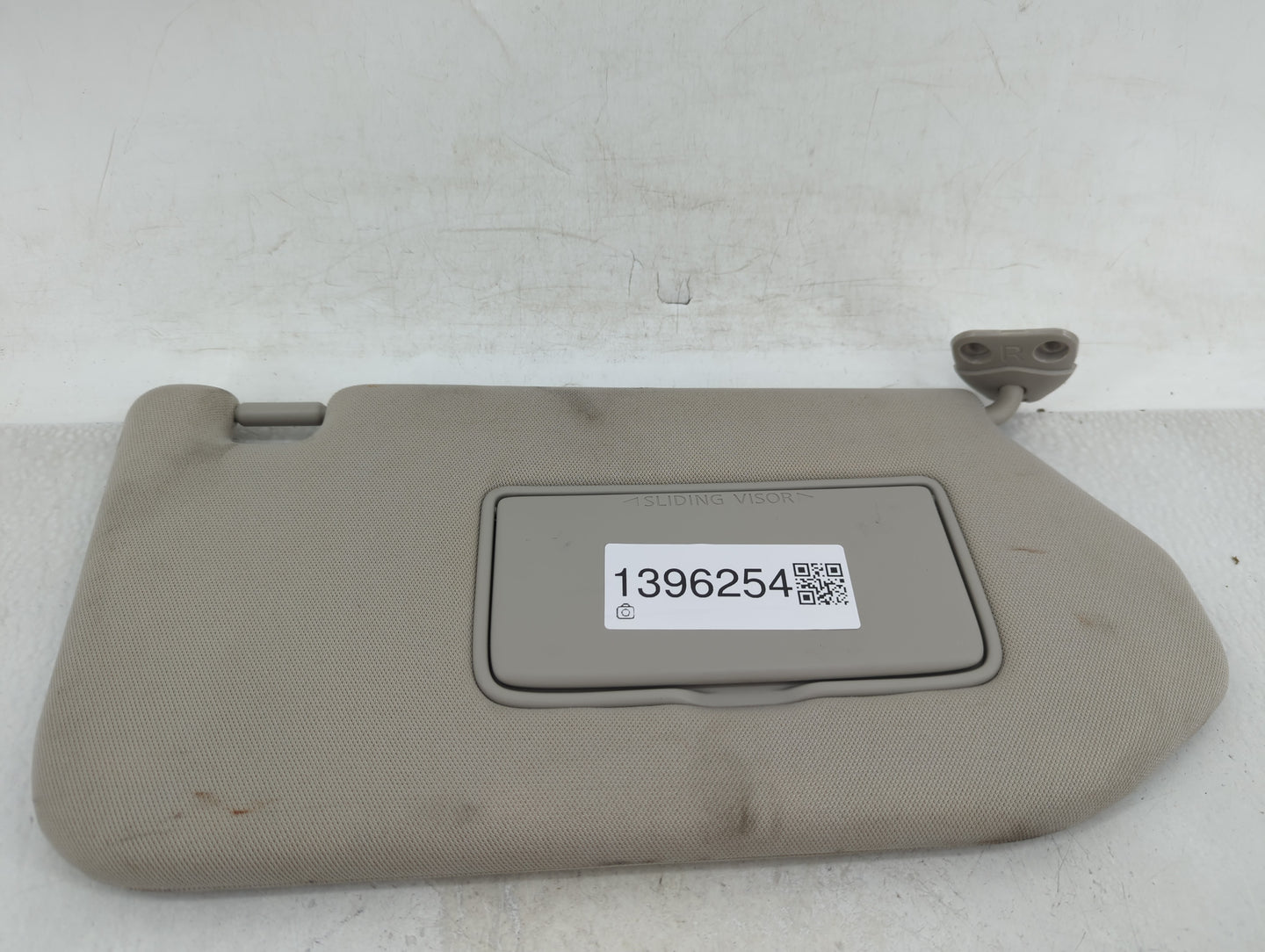 2019-2020 Nissan Pathfinder Sun Visor Shade Replacement Passenger Right Mirror Fits Fits 2019 2020 OEM Used Auto Parts - Oem