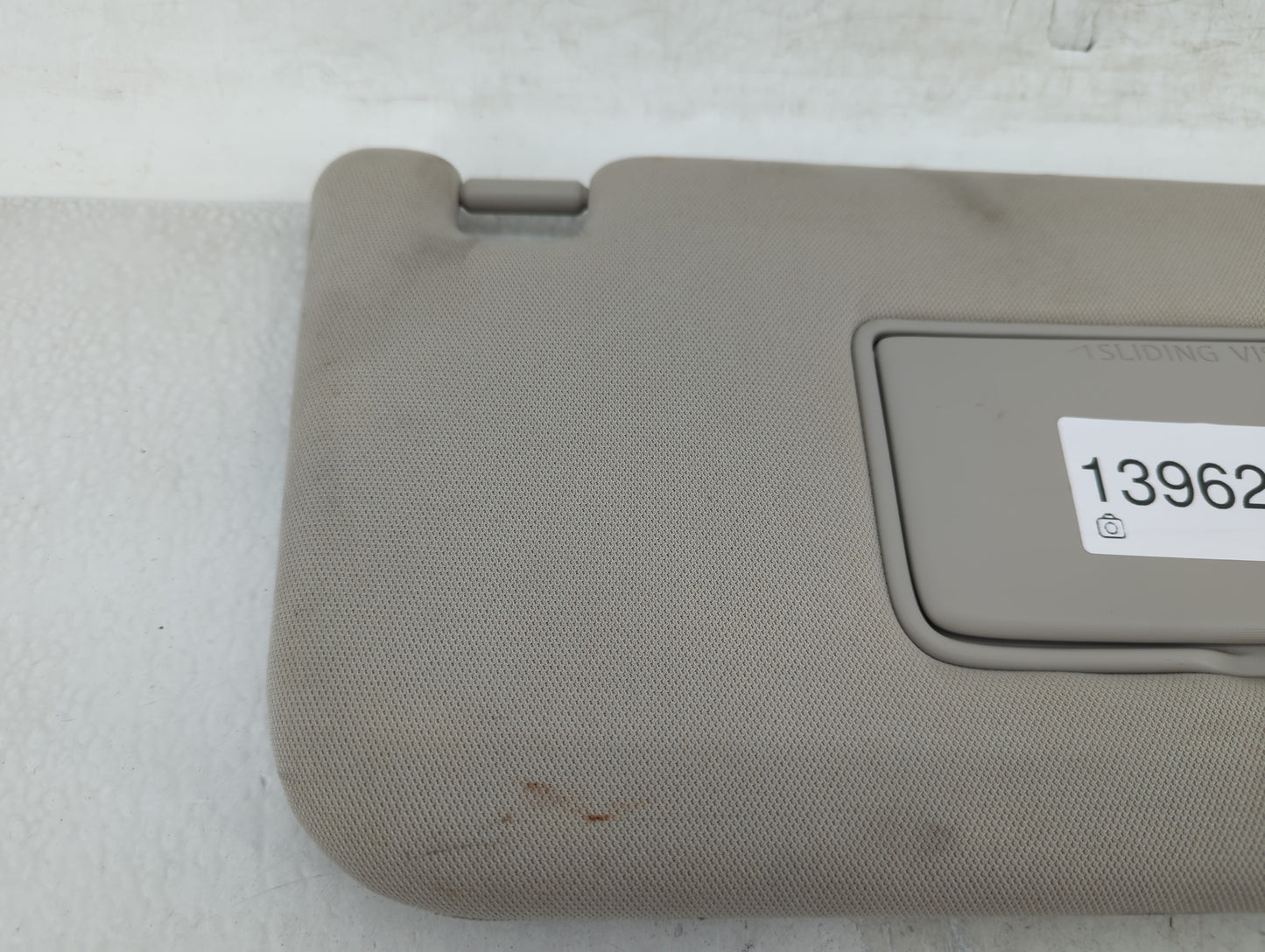 2019-2020 Nissan Pathfinder Sun Visor Shade Replacement Passenger Right Mirror Fits Fits 2019 2020 OEM Used Auto Parts - Oem