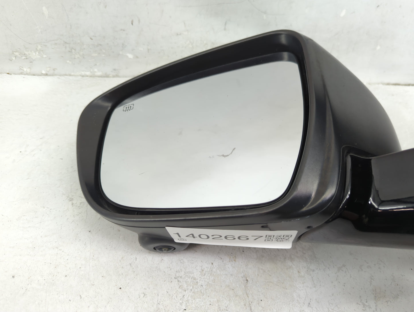 2018-2020 Nissan Pathfinder Driver Side View Mirror - Left Door Mirror OEM Used - Oemusedautoparts1.com
