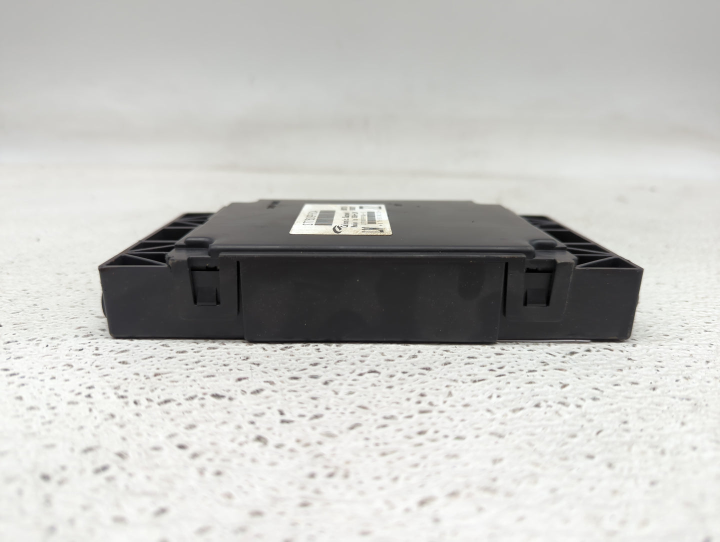 2019-2020 Nissan Pathfinder Temperature Control Module 27760-9pr0a - Oemusedautoparts1.com