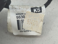 2018-2020 Nissan Pathfinder Passenger Side View Mirror - Right Door Mirror OEM Used - Oemusedautoparts1.com